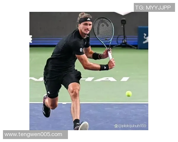 弗里茨与兹维列夫激战正酣谁能在网球赛场上笑到最后